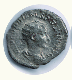obverse: IMPERO ROMANO - Gordiano III  (238-244) - Antoniniano; R/ Concordia Aug. - Cohen 3.