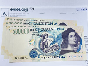 obverse: REPUBBLICA ITALIANA - 500.000 Lire