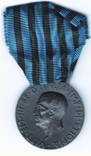 obverse: GUERRA D’ETIOPIA - Medaglia in Ae con Amba Alagi, nello sfondo, e frase di Mussolini.