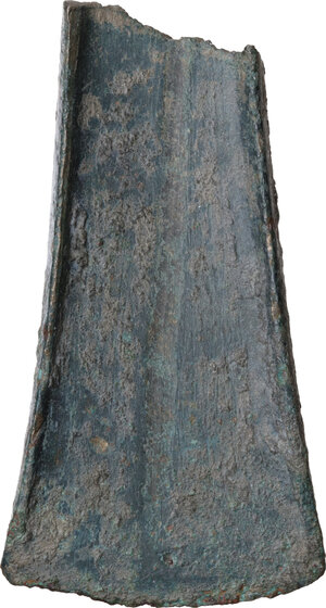 reverse: Aes Premonetale.. Aes Formatum. Large fragment of an axe-shaped bronze ingot, c. 8th-4th century BC. 71.5 x 38 mm