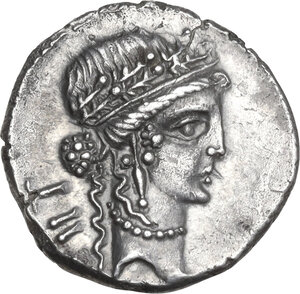 obverse: Julius Caesar. AR Denarius, mint moving with Caesar, 13 July 48-47 BC