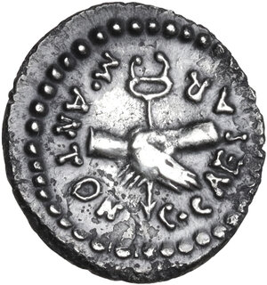 reverse: Marcus Antonius with Octavianus. AR Quinarius, mint moving with Octavianus, 39 BC