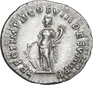 reverse: Domitian (81-96).. AR Denarius, Rome mint, 82 AD