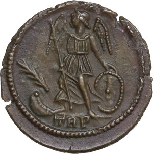 reverse: Constantine I (307-337). Commemorative series.. AE Follis, Treveri mint