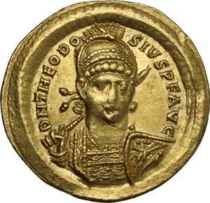 obverse: Theodosius II (402-450).. AV Solidus, 422-423 AD, Constantinople mint
