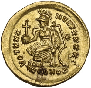 reverse: Theodosius II (402-450).. AV Solidus, Costantinople mint, c. 430-440 AD