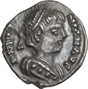 obverse: Ostrogothic Italy. Theodahad (534-536).. AR Quarter Siliqua. Pseudo-Imperial Coinage. In the name of Justinian I. Ravenna mint