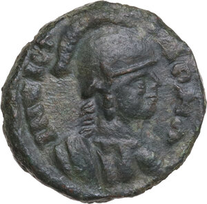 obverse: Ostrogothic Italy. Theodahad (534-536).. AE Quarter follis or Decanummium. Ravenna mint, 534-536