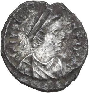 obverse: Justinian I (527-565).. AR Quarter Siliqua. Carthage mint. Struck 533/4-537 AD
