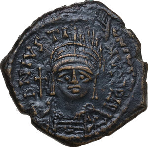 obverse: Justin II (565-578).. AE 20 Nummi. Thessalonica mint. Dated RY 4 (AD 568/9)