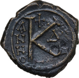 reverse: Justin II (565-578).. AE 20 Nummi. Thessalonica mint. Dated RY 4 (AD 568/9)