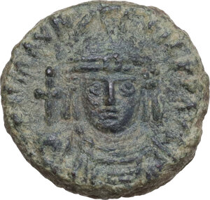 obverse: Maurice Tiberius (582-602).. AE Decanummium. Sicilian mint (Syracuse?), c. 590-596