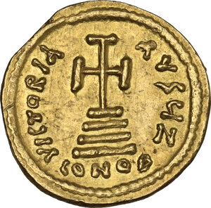 reverse: Heraclius (610-641) with Heraclius Constantine.. AV Solidus, Constantinople mint. Struck circa 616-625 AD