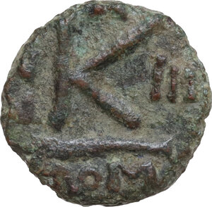 reverse: Heraclius, with Martina and Heraclius Constantine (610-641).. AE Half Follis. Rome mint. Dated RY 13 (622/3)