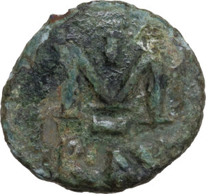 reverse: Tiberius III, Apsimar (698-705).. AE Follis, Ravenna mint