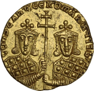 reverse: Constantine VII Porphyrogenitus, with Romanus I (913-959).. AV Solidus. Constantinople mint. Struck late 920-spring 921