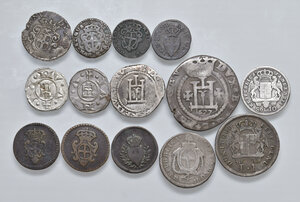 obverse: Genova. Epoca della Repubblica. Lotto di quattordici (14) monete in argento, mistura e rame. Da MB a q.SPL