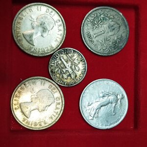 reverse: Lotto 05 monete in argento vari paesi. Conservazioni varie.