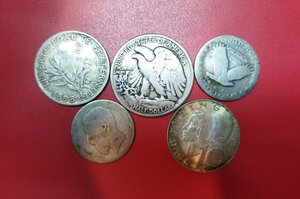 reverse: MONDO. Lotto 5 monete in argento.