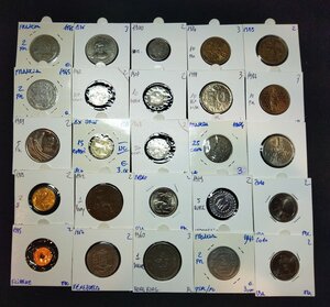 obverse: MONDO. Lotto 25 monete interessanti, conservazioni e metalli vari. In oblò cartonati.