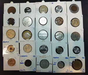obverse: MONDO. Lotto 25 monete interessanti, conservazioni e metalli vari. In oblò cartonati.