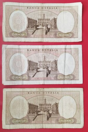 reverse: Italia. Lotto 3 banconote da Lire 10.000 Michelangelo, molto circolate ma gradevoli.