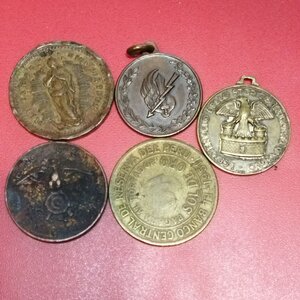 obverse: Lotto 5 medaglie/gettoni a tema vario molto interessanti. Metalli e conservazioni varie.