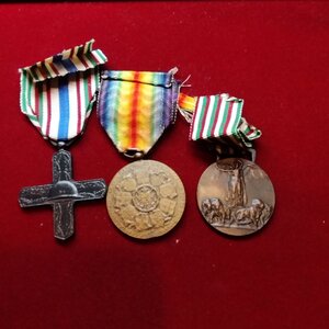 reverse: Lotto 3 medaglie militari WWI/WWII italia. Conservazioni come da foto.