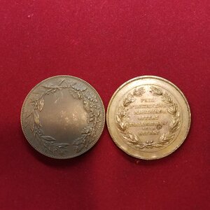 reverse: Lotto 02 medaglie francesi di grosso modulo centenarie e dall ottima conservazione.