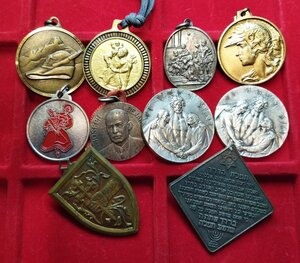 obverse: Lotto 10 medaglie a tema vario molto interessanti. Metalli e conservazioni varie.