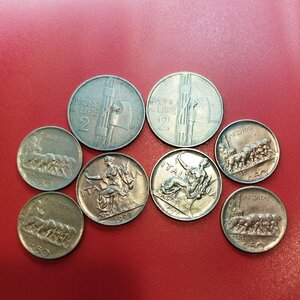 reverse: Lotto interessante di 8 monete tra cui: Buoni Lire 2, Buoni lire 1 e 50 centesimi Leoni. Conservazioni varie.