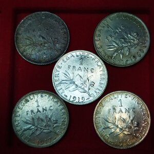 obverse: FRANCIA. Lotto 5 monete in argento da 1 Francs. Conservazioni varie.