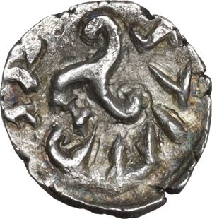 reverse: Greek Asia. Persis. Pakor I (1st cent. AD). AR Obol. Istakhr (Persepolis) mint.