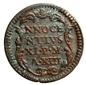 reverse: GUBBIO. Innocenzo XI (1676-1689)Quattrino A/ XIII Stemma tra rami R/ INNOCE/ NTIVS/ XI P M/ A XIII in cartella. CNI 71; Munt. 300     (g. 3,29)   CU    +BB