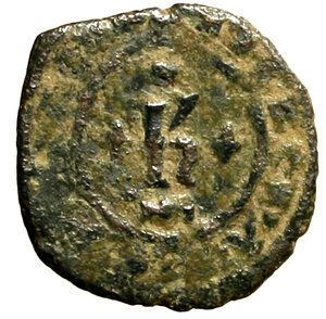 obverse: MESSINA. Carlo I d’Angiò (1266-1285). Denaro. Grande lettera K tra losanghe. R/ Croce accantonata da gigli. Spahr 31.    MI    (g. 1,07)   BB