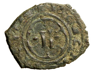 obverse: MESSINA. Carlo I d’Angiò (1266-1285). Denaro. Grande lettera K tra due globetti R/ Croce tripomata accantonata da stelle. Spahr .    MI    (g. 0,98)   RARO  +BB