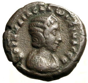 obverse: SALONINA (moglie di Gallieno) Tetradramma per Alessandria. Busto diad a ds. R/ Aquila con corona nel becco. Dattari 5322   (g. 9,39) AE