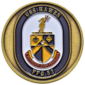 obverse: Medaglie Estere – Stati Uniti D’America (USA) - USS HAWES. Medaglia, non portativa, commemorativa della unità navale USS HAWES. Al dritto l’unità navale che naviga verso s. sopra bandiera americana sopra USS HAWES a s. tre stemmi navali e scritta CHIEF PETTY OFFICER sotto la matricola FFG-53. Al rovescio crest dell’imbarcazione e scritta in alto USS HAWES nello scudo EVER READY EVER FEARLESS. Condizioni FDC. Realizzata in ottone dorato e smalti policromi (OT) (ø 37.9mm, 34.4gr.). La USS Hawes (FFG-53) è una fregata lanciamissili di classe Oliver Hazard Perry. Prende il nome dal contrammiraglio Richard E. Hawes (1894-1968) che fu decorato due volte con la Navy Cross per le operazioni di salvataggio dei sottomarini. È stata varata il 18 febbraio 1984; sponsorizzato dalla signora Ruth H. Watson, vedova del defunto contrammiraglio Hawes; consegnato il 1° febbraio 1985 ed entrato in servizio il 9 febbraio 1985. L Hawes, che operava con il Destroyer Squadron 26 di Norfolk, è stato dismesso il 10 dicembre 2010. È ormeggiata, in attesa di smaltimento, presso il Naval Sea Systems Command (NavSea) Inactive Ships On-Site Maintenance Office, Filadelfia, Pennsylvania