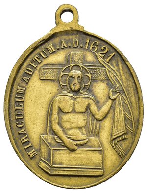 reverse: Medaglie Religiose. Medaglia sec. XVIII con il Santissimo Crocifisso della Pietà di Galatone (Lecce). AE dorato (35x26 mm). SPL