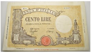 obverse: Banconote Italiane – Repubblica Sociale Italiana (RSI) (1943-1945). Biglietto da lire 100 “GRANDE B”, decreto di emissione 08.10.1943. Pieghe,  BB+. Gigante BI 24A   