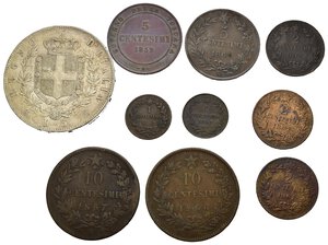 reverse: Regno d Italia. Vittorio Emanuele II. Lotto di 10 monete in argento e rame, tutte diverse, incluse date rare. Ag / Cu. 5 centesimi 1859 Re eletto; 5 lire 1874 M; 5 centesimi 1861 N testa tozza; 10 centesimi 1867 N, 1866 H; 2 centesimi 1861 N, 1862 N, 1867 M; 1 centesimo 1862 N, 1867 M. MB-BB