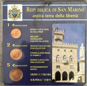 obverse: Monete Mondiali. SAN MARINO. Folder con 1, 2 e 5 centesimi 2004. FDC