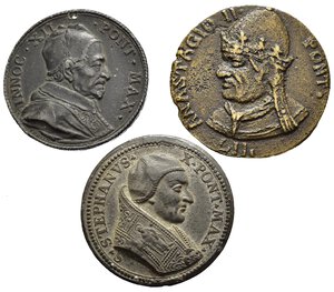 obverse: Medaglie Papali. Lotto di 3 medaglie raffiguranti Anastasio II - Innocenzo XII - Stefano X