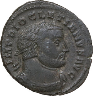 obverse: Diocletian (284-305). AE Follis, Lugdunum mint, 301-303