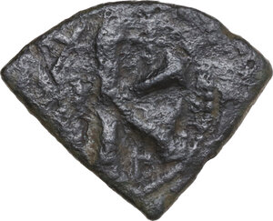 reverse: Tiberius III, Apsimar (698-705). AE Half Follis. Constantinople mint, 3rd officina