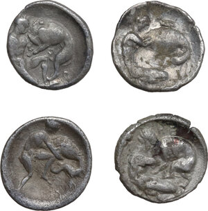 reverse: Greek Italy. Lot of 4 unclassified AR Diobol of Tarentum
