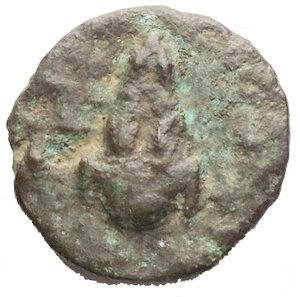 obverse: Apulia, Luceria (Circa 211-200 A.C.) Ae. D/ Testa di Apollo a destra. R/ Rana. g 2.07 mm 14.4. HN Italy 682. Raro. BB. 