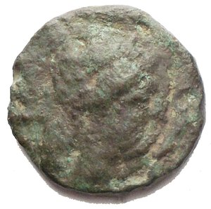 reverse: Apulia, Luceria (Circa 211-200 A.C.) Ae. D/ Testa di Apollo a destra. R/ Rana. g 2.07 mm 14.4. HN Italy 682. Raro. BB. 