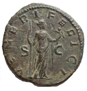 reverse: Giulia Mamaea 235 d.C. (Madre di Alessandro Severo) Sesterzio Ae. d/ Busto verso destra IVLIA MAMAEA AVGVSTA r/ VENERI FE(C SIC)ICI S-C Venere con scettro stante verso destra regge Cupido.Peso 18,4 g Diametro 29,67 mm RIC.694. 