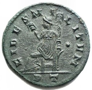 reverse: Impero Romano - Maximianus (286-305). Æ Follis (27 mm, 10,33g). Ticinum, 305. Laureate head r. R/ Fides seated l., holding standard in each hand; •//PT. RIC VI 55b. Gren patina. GoodVF-aEF